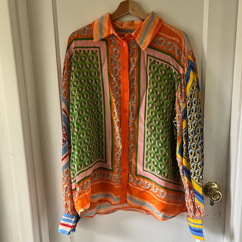 Farm Rio NWT cashew mix long sleeve shirt (caju mix) - LARGE